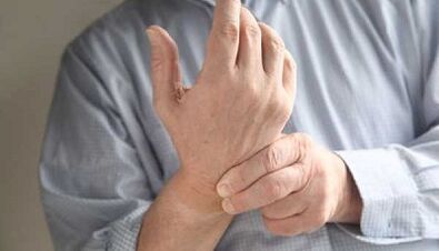How to prolong from the pain in the joints of your fingers